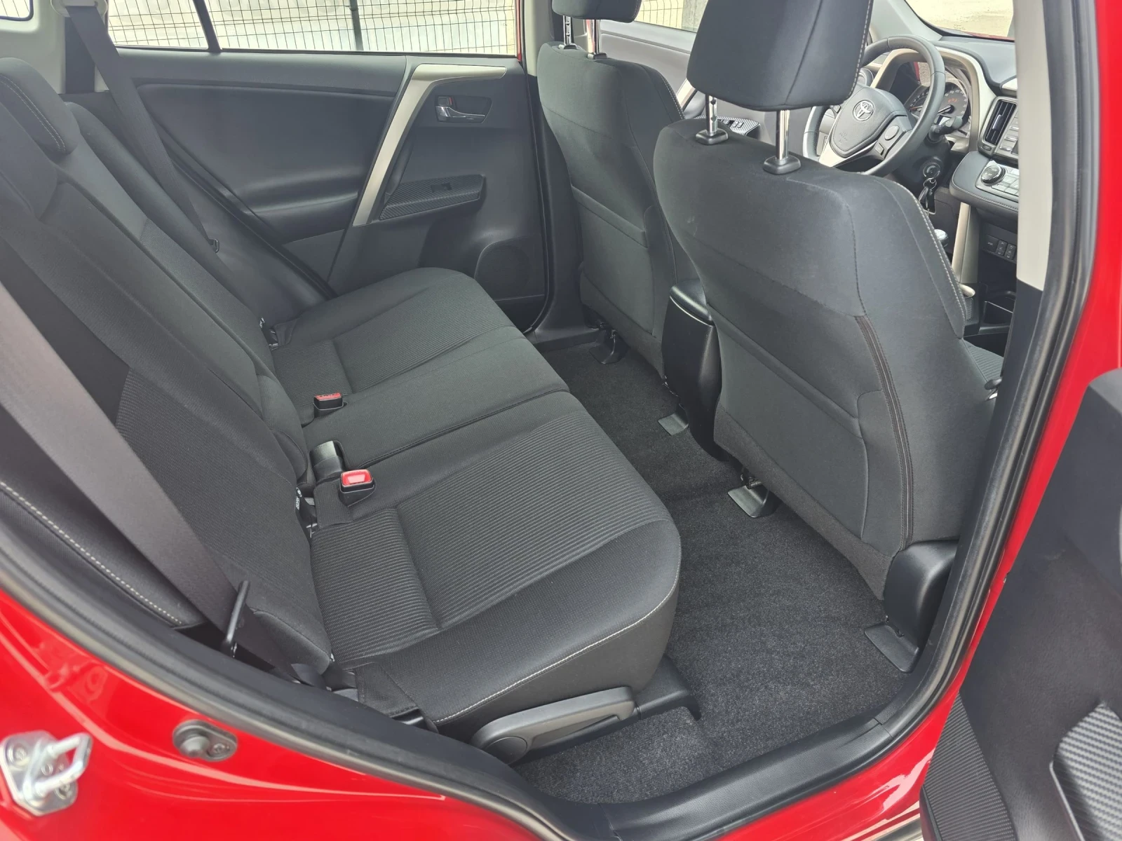 Toyota Rav4 FULL SERVICE IN TOYOTA ��������� ������ ������� | Mobile.bg � ����������� 15