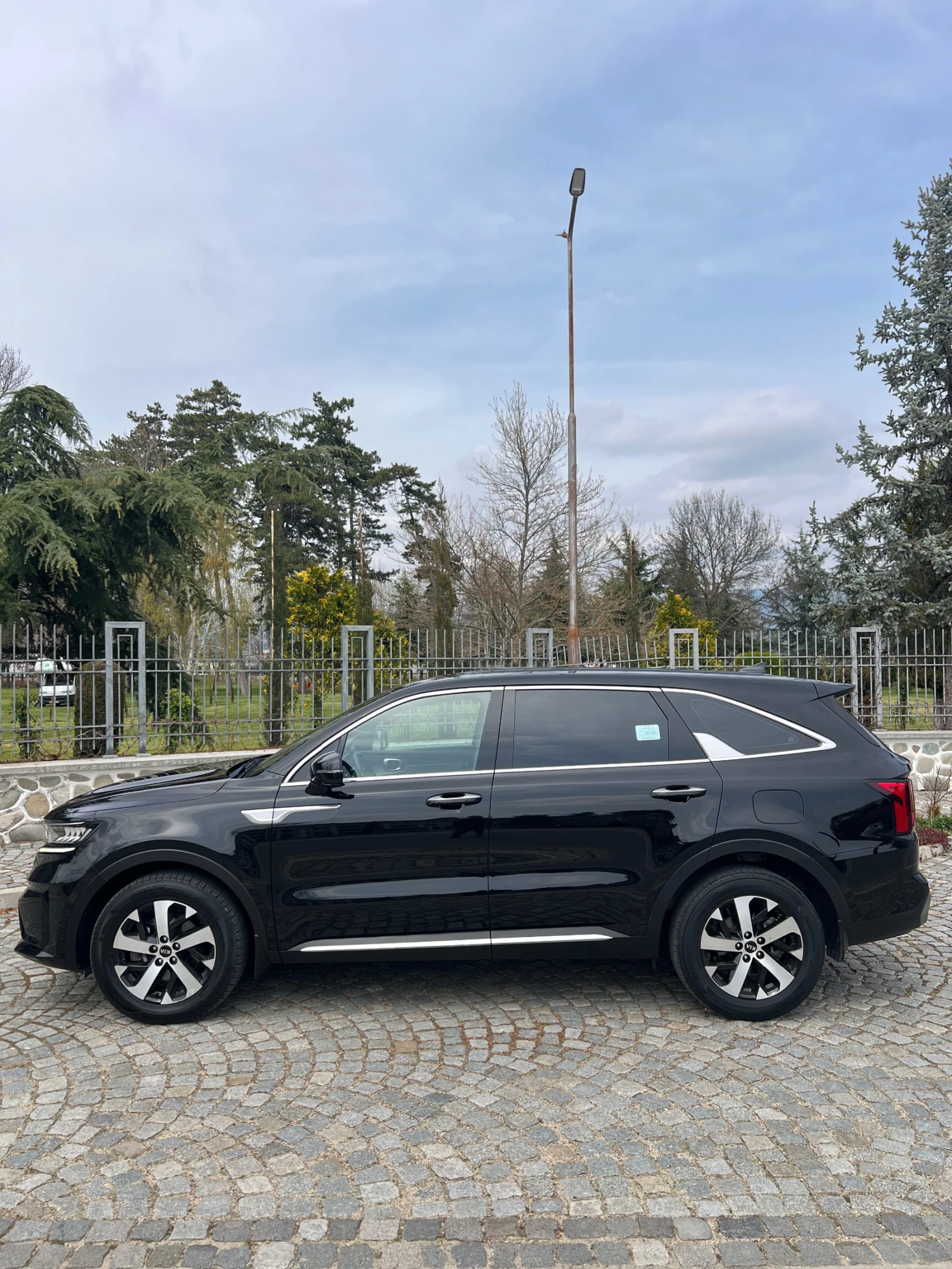 Kia Sorento * 2.2* CRDI* 4WD* , снимка 5 - Автомобили и джипове - 54182222