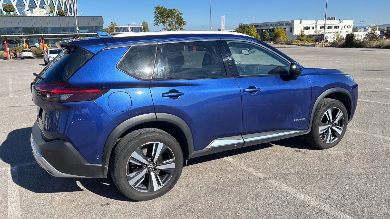 Nissan X-trail 4x4-e4orce-Tekna-360-Кожа-Пано-LED-BOSE-ДЖАНТИ, снимка 4 - Автомобили и джипове - 55312075