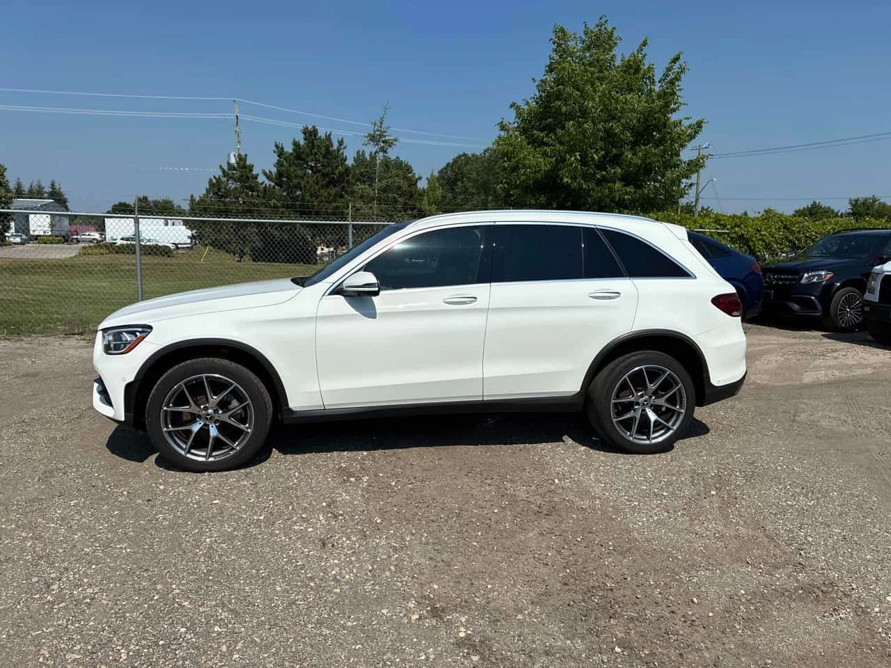 Mercedes-Benz GLC * 300 * CARFAX * ЦЕНА ДО БГ, снимка 3 - Автомобили и джипове - 55315133