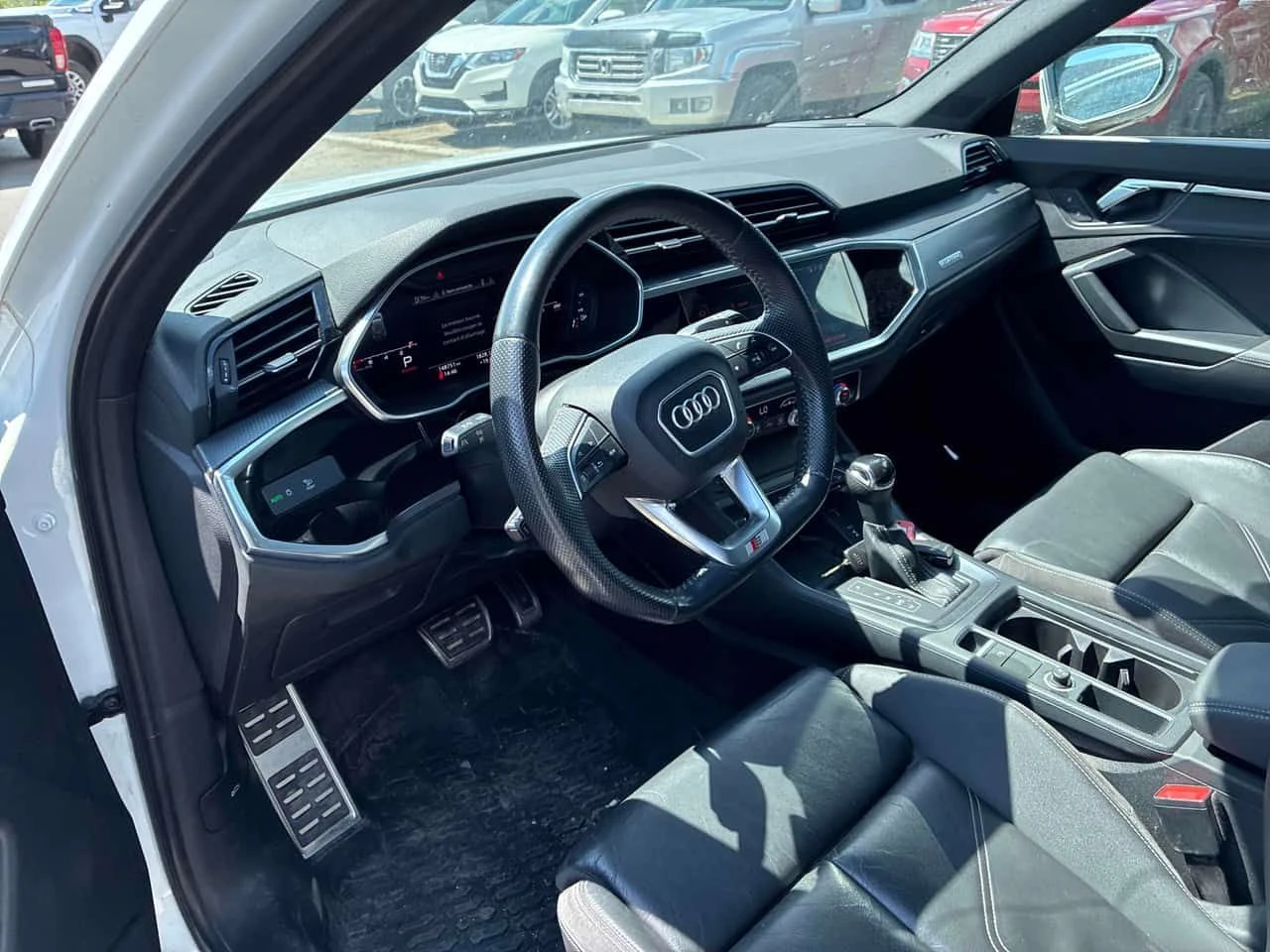 Audi Q3 * Technik * CARFAX * ОПЦИЯ ЗА ФИНАНСИРАНЕ, снимка 5 - Автомобили и джипове - 55318389