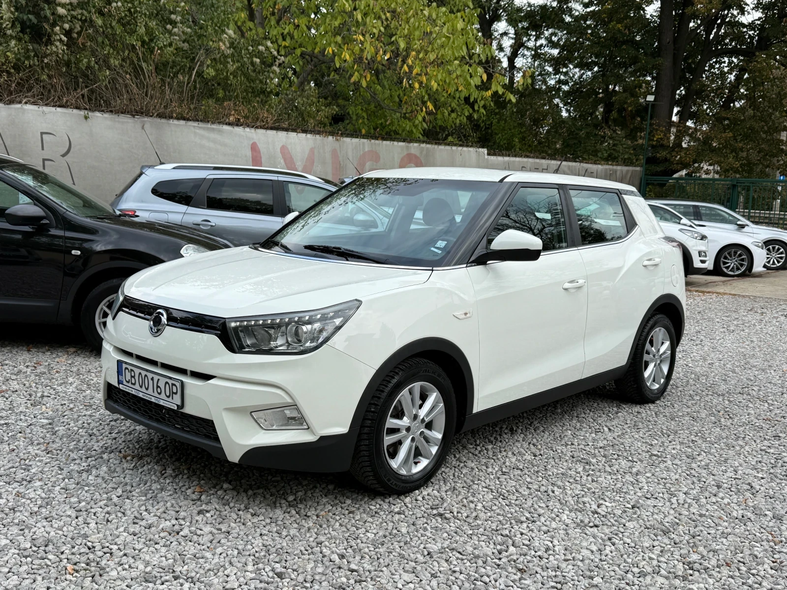 SsangYong Tivoli 1.6e-XDi - 4X4 - EURO6b - ПЕРФЕКТНО СЪСТОЯНИЕ, снимка 1 - Автомобили и джипове - 56159442