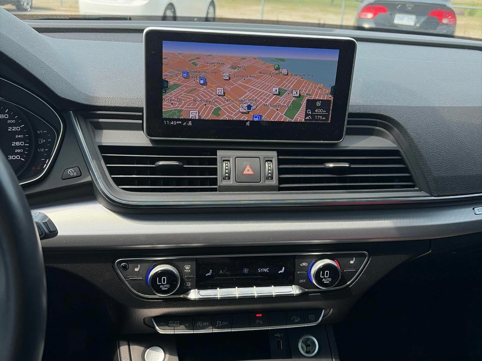 Audi Q5 Progressiv * АвтоКредит * (ЦЕНА ДО БГ), снимка 12 - Автомобили и джипове - 56277624