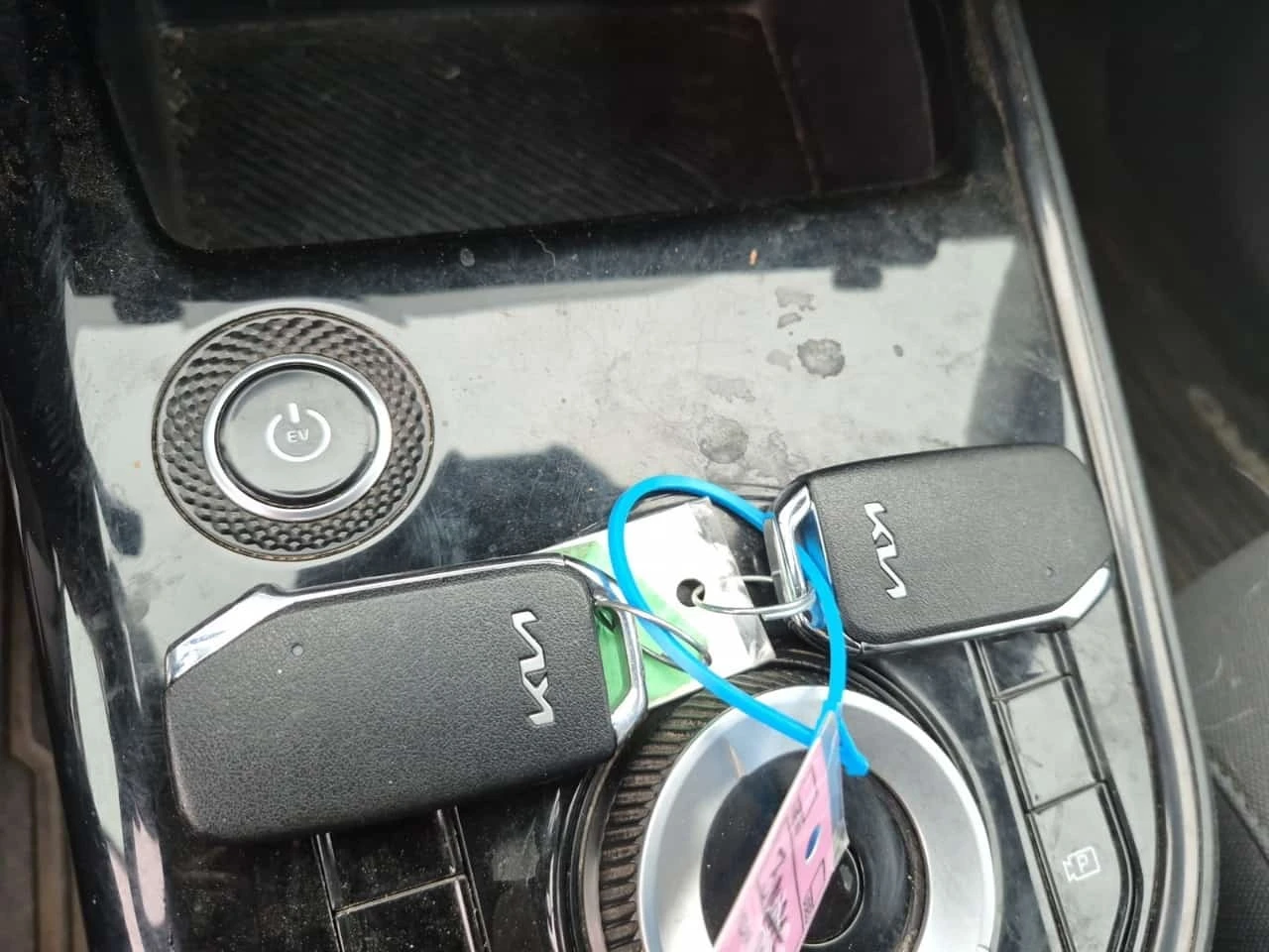 Kia Niro * PREMIUM * CARFAX * ФИНАНСИРАНЕ, снимка 8 - Автомобили и джипове - 56351102