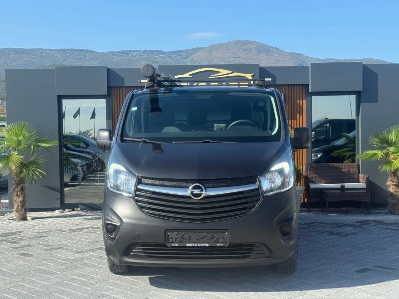Opel Vivaro На 177000км нов внос от Белгия!, снимка 2 - Бусове и автобуси - 52737913