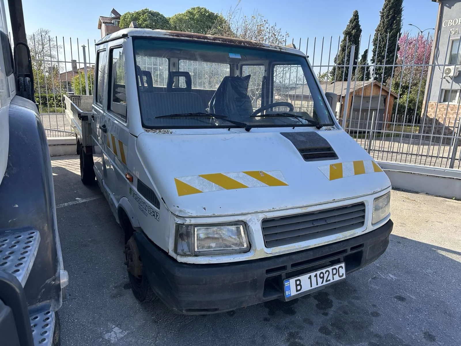 Iveco 3512 Двойна кабина - изображение 2