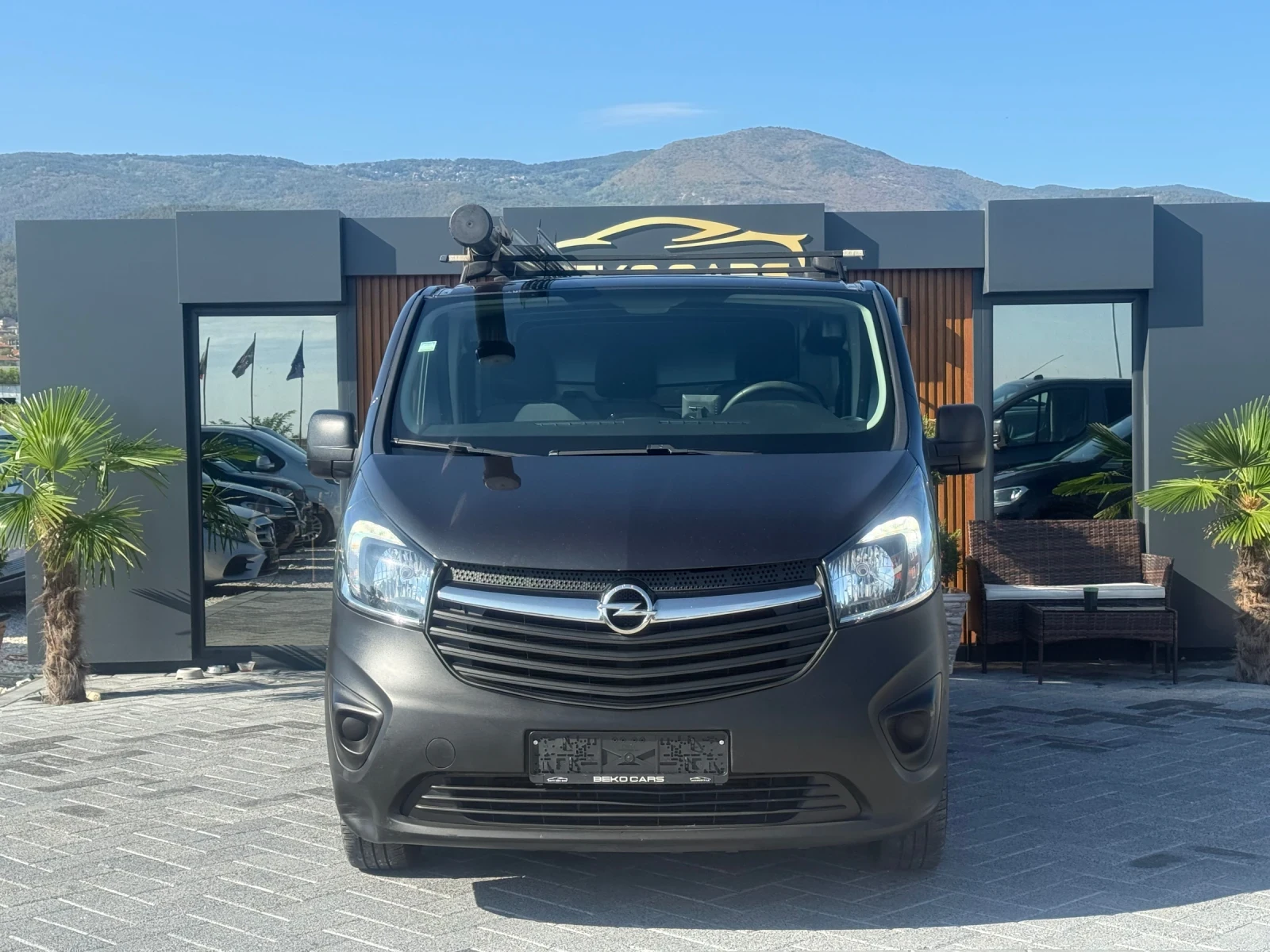 Opel Vivaro На 177000км нов внос от Белгия! - изображение 2
