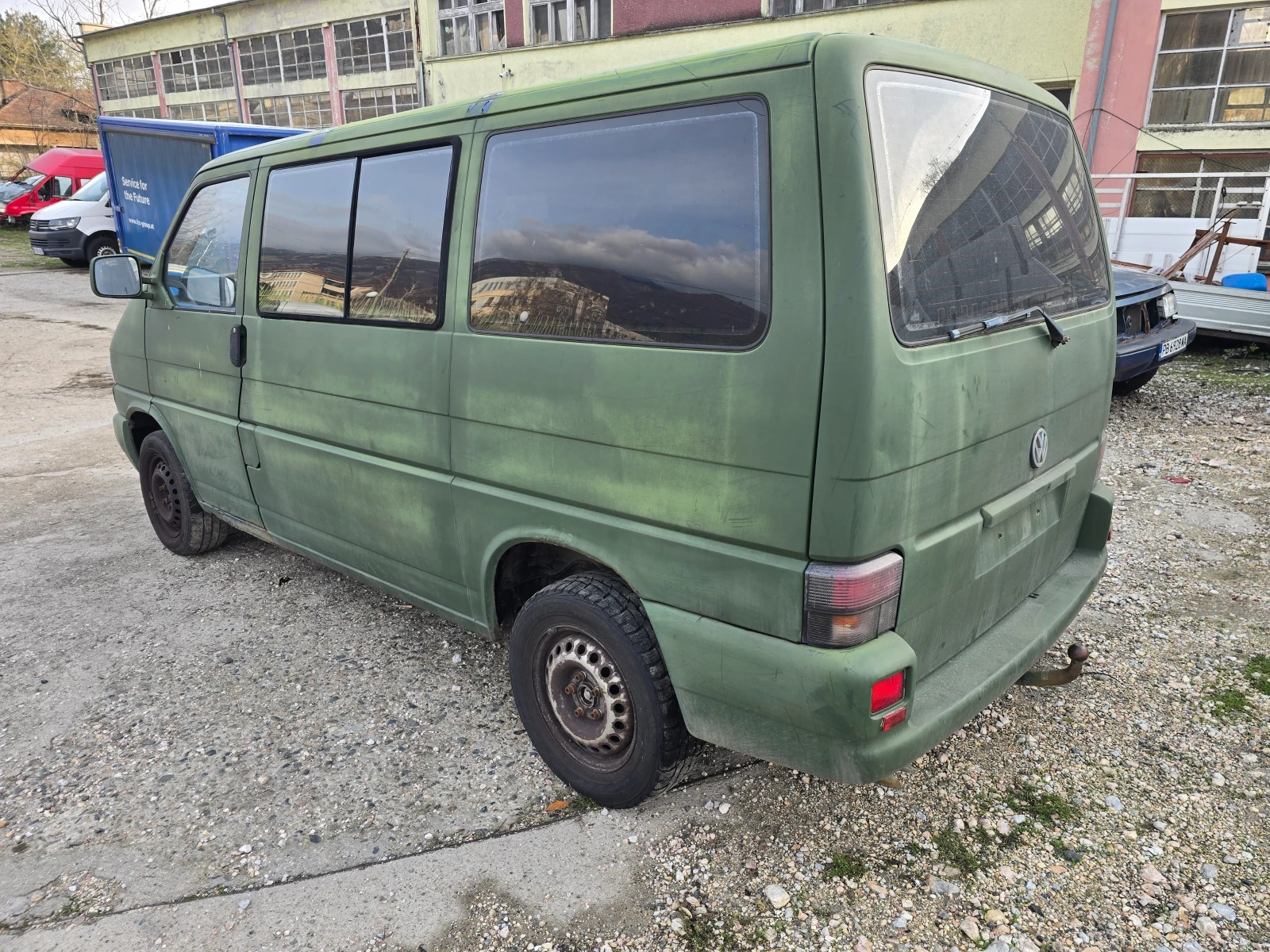 VW Multivan 2.5 TDI 102 CLIMA - изображение 9