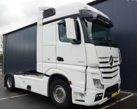     Mercedes-Benz Actros 1942