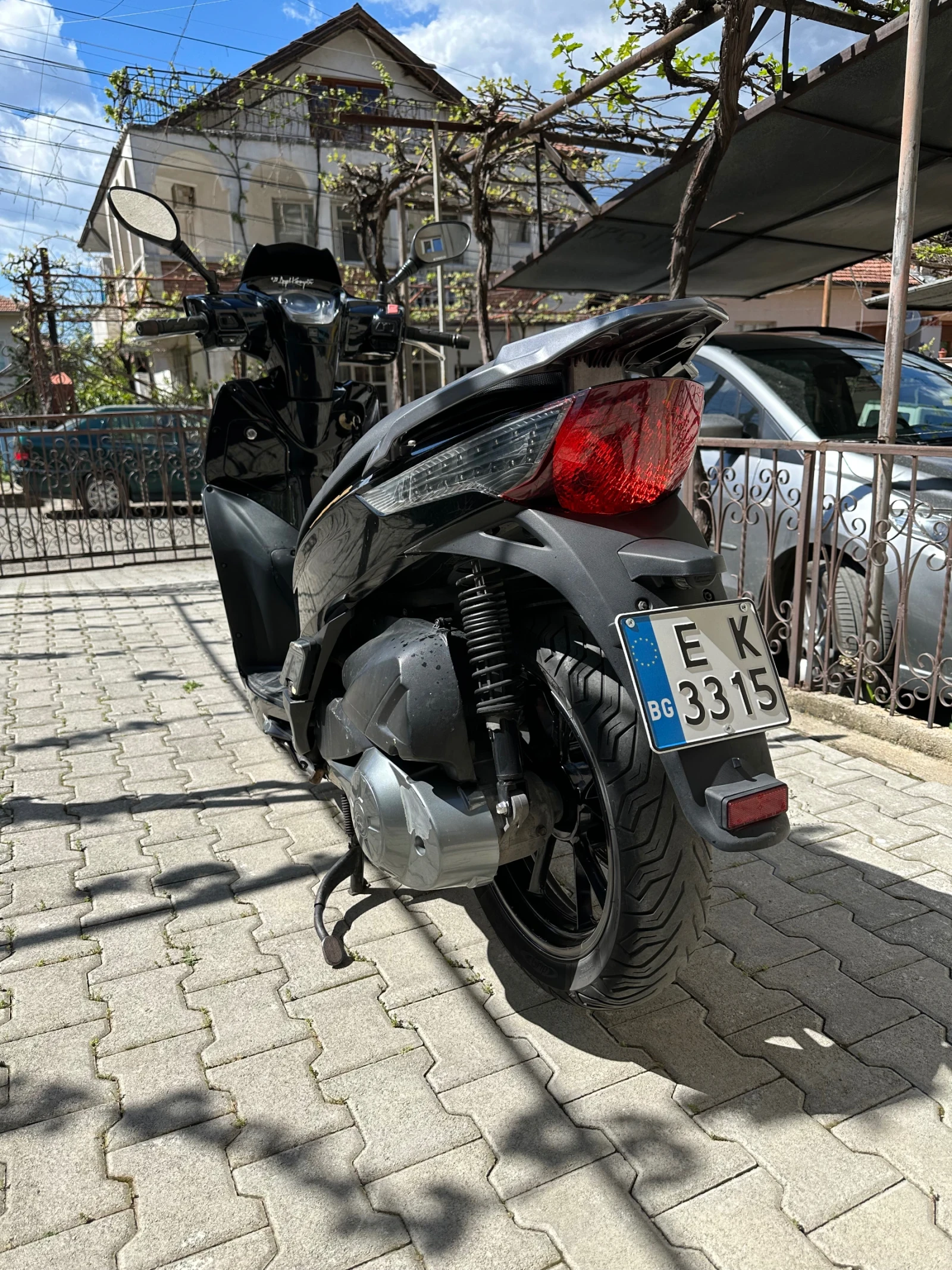 Kymco People Kymco People GTI 300 - изображение 4