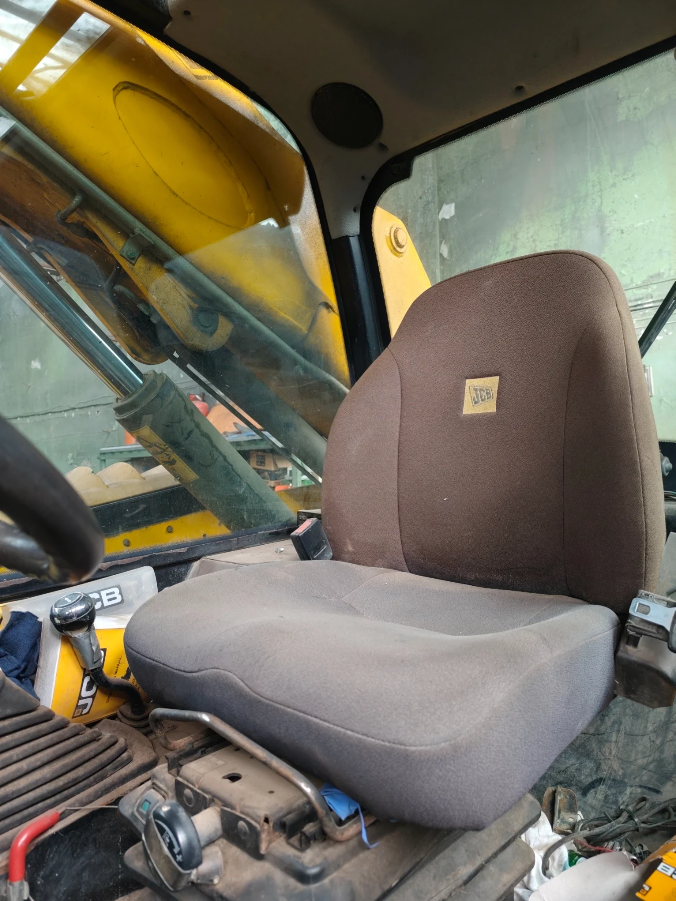 Телескопични товарачи JCB 533-105 T4i clima - изображение 7