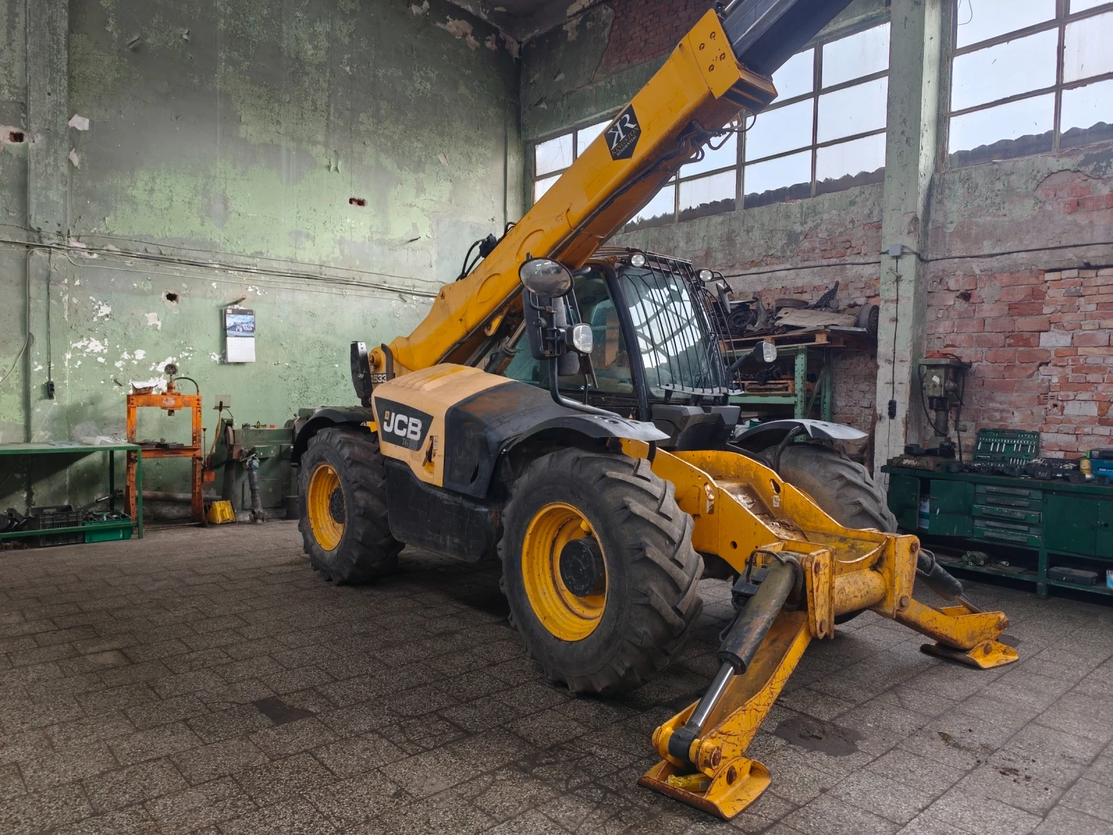 ������������ �������� JCB 533-105 T4i clima | Mobile.bg � ����������� 1