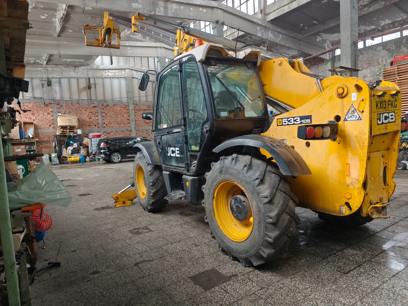 Телескопични товарачи JCB 533-105 T4i clima - изображение 3