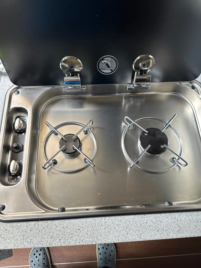 Кемпер Mobilvetta Admiral 6.3, снимка 8 - Каравани и кемпери - 52555398