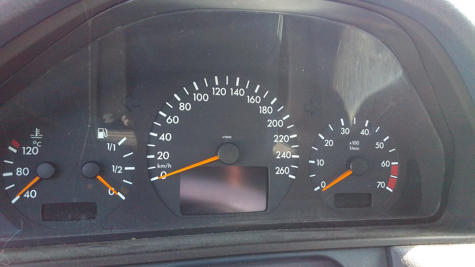   E  1996-2003  Mercedes Benz  klasse 200 kompresor W210  2000 | Mobile.bg   8