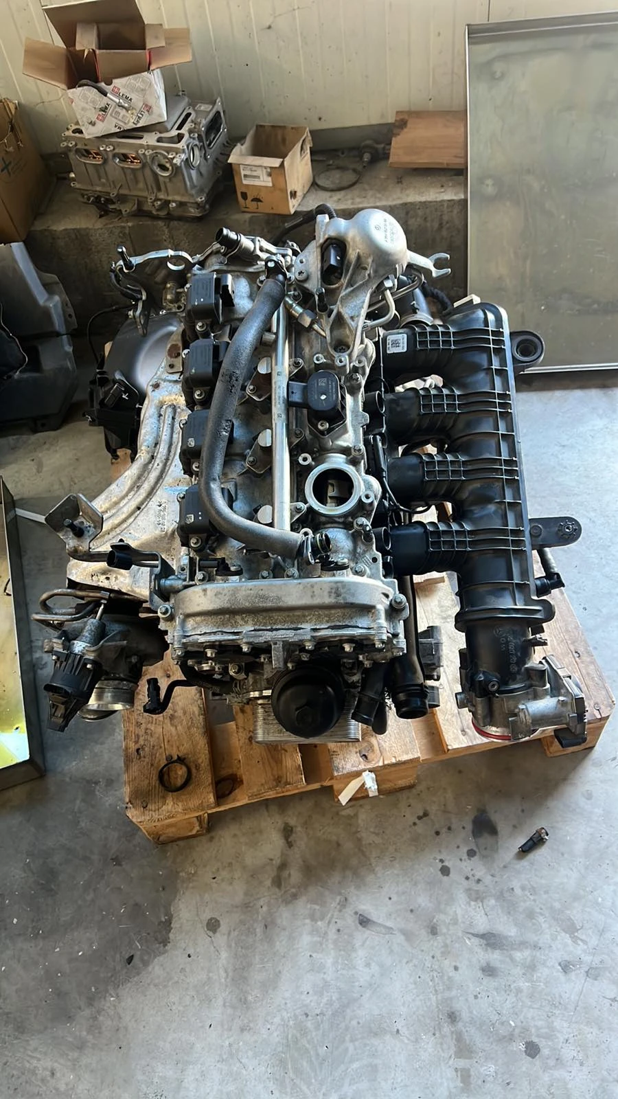Двигател Mercedes M264.920 2.0 Turbo 255 к.с. W205, снимка 2 - Части - 55678467