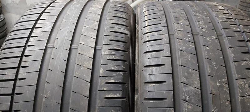 Гуми Летни 295/35R21, снимка 2 - Гуми и джанти - 32559458