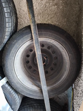        195/60R15  Ford Fiesta