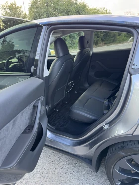 Tesla Model Y Performance  Европейска , снимка 9