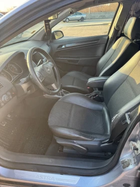Opel Astra 1.6 105 HP ГАЗ!, снимка 8