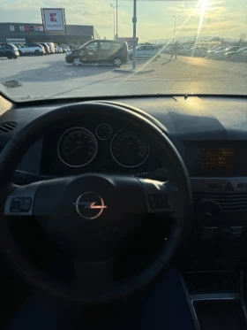 Opel Astra 1.6 105 HP ГАЗ!, снимка 10