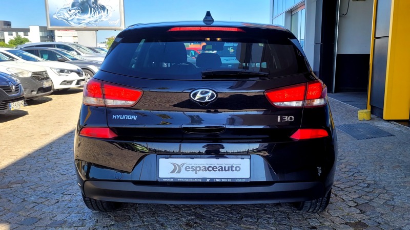 Hyundai I30 1.4 MPI (100 кс), снимка 6 - Автомобили и джипове - 44478170