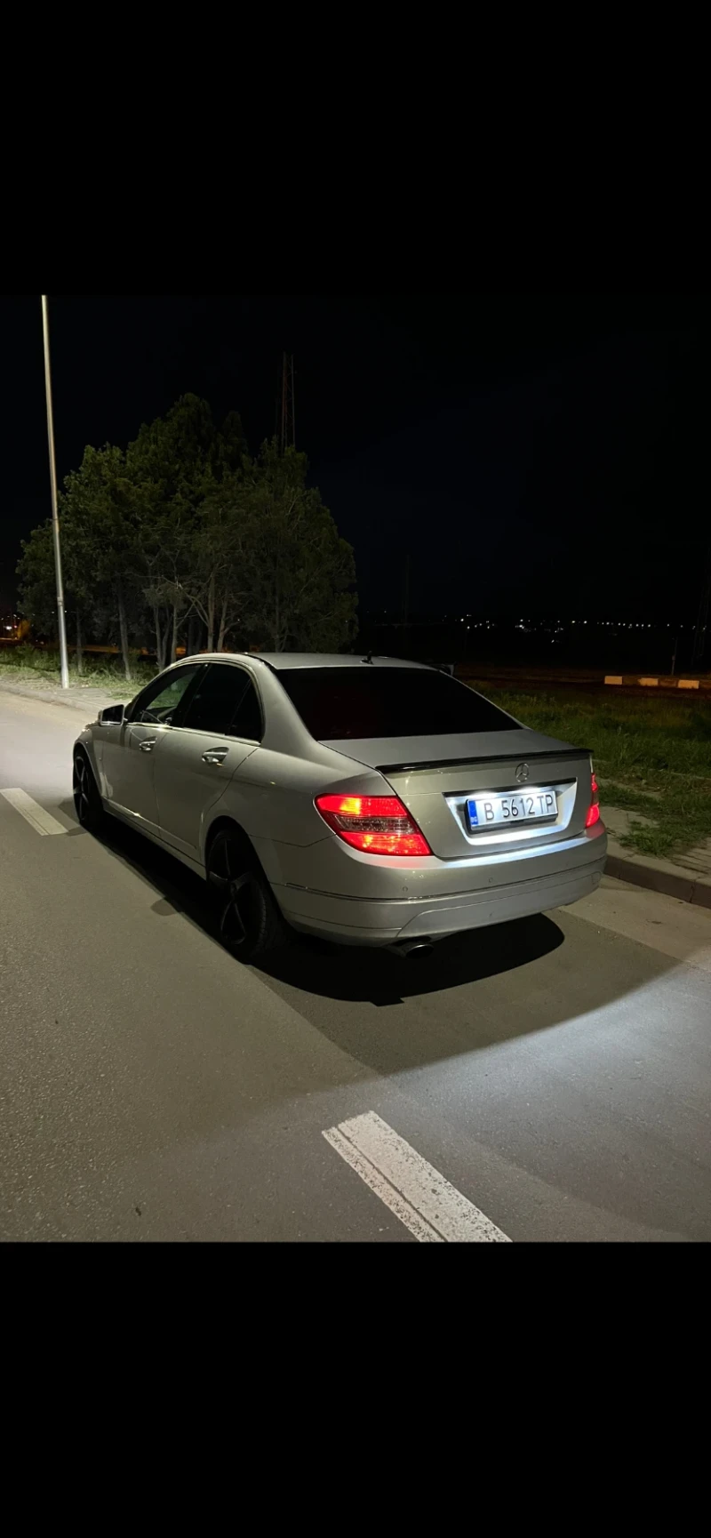 Mercedes-Benz C 220 2.2 CDI, снимка 4 - Автомобили и джипове - 47178782