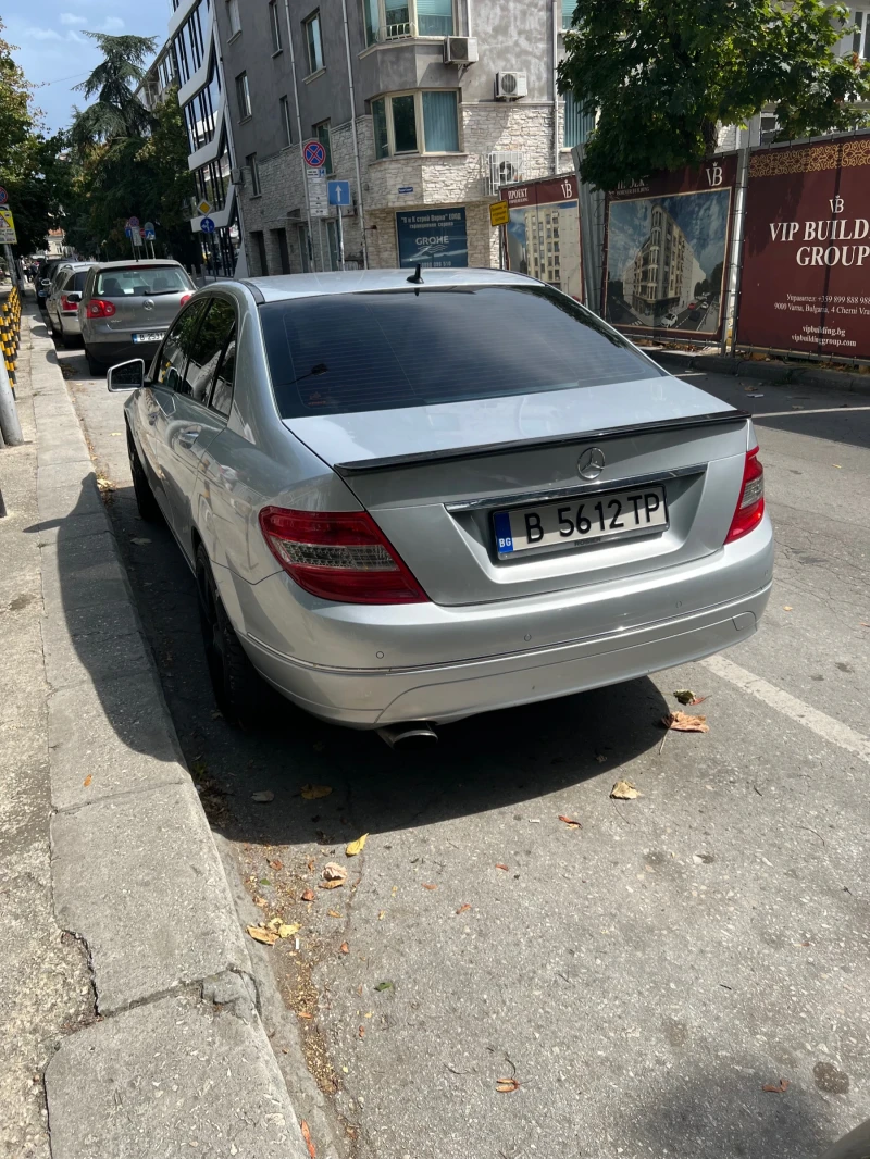 Mercedes-Benz C 220 2.2 CDI, снимка 6 - Автомобили и джипове - 47178782