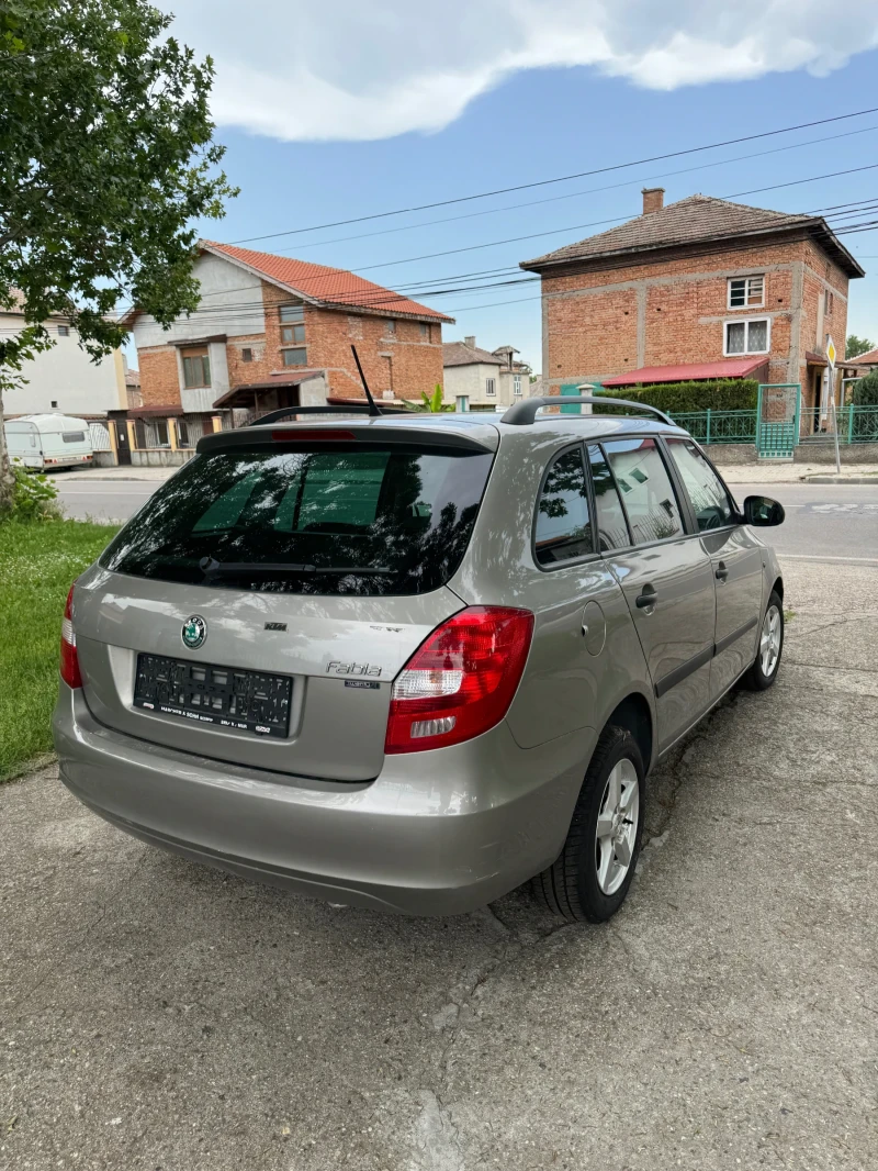 Skoda Fabia 1.2 BENZIN AUSTRIA, снимка 5 - Автомобили и джипове - 48706519