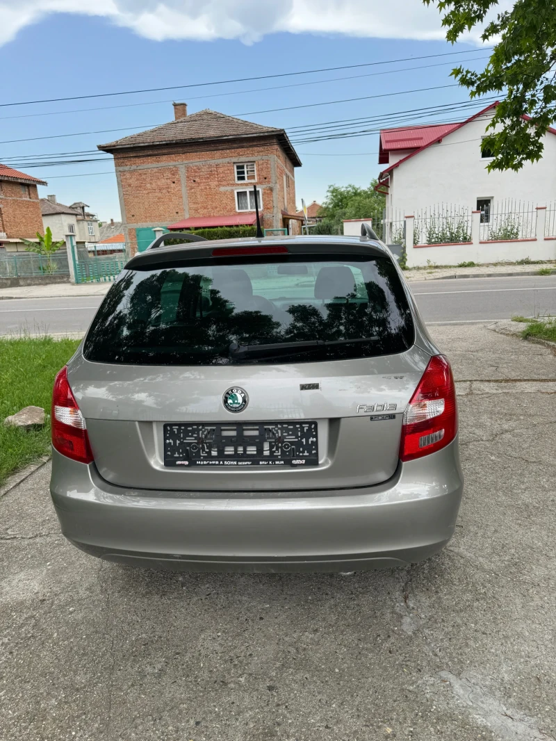 Skoda Fabia 1.2 BENZIN AUSTRIA, снимка 6 - Автомобили и джипове - 48706519