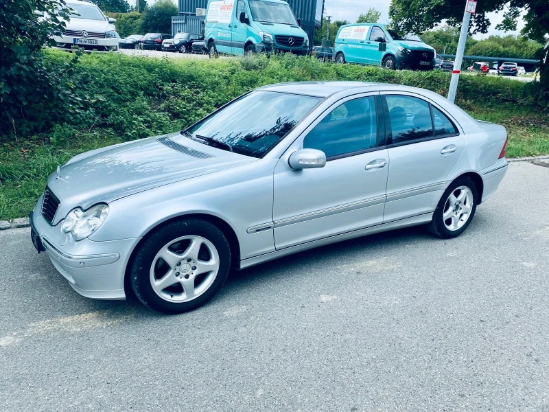 Mercedes-Benz C 270 Avangarde, снимка 5 - Автомобили и джипове - 48961118