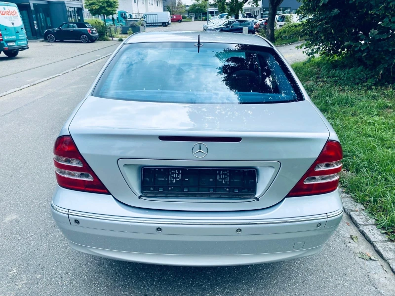 Mercedes-Benz C 270 Avangarde, снимка 2 - Автомобили и джипове - 49521896