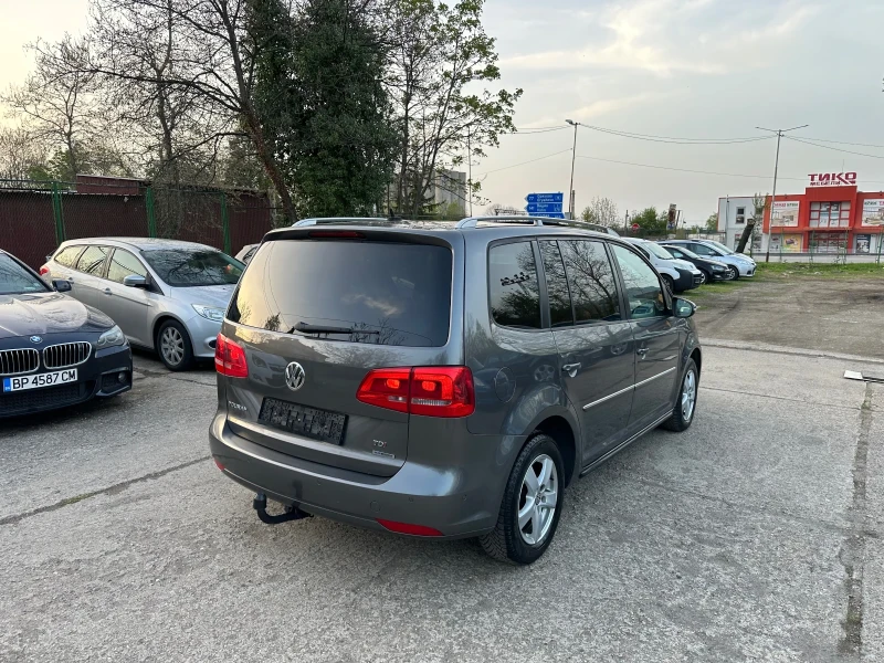 VW Touran Highline* Xenon* Panorama* Топ Състояние, снимка 5 - Автомобили и джипове - 50048647