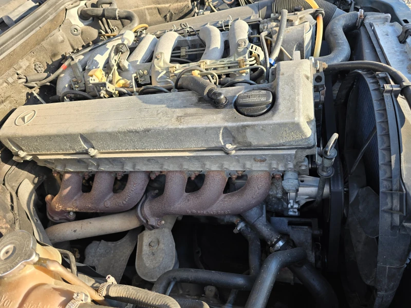 Mercedes-Benz 124 300 D Климатик, снимка 14 - Автомобили и джипове - 51701410