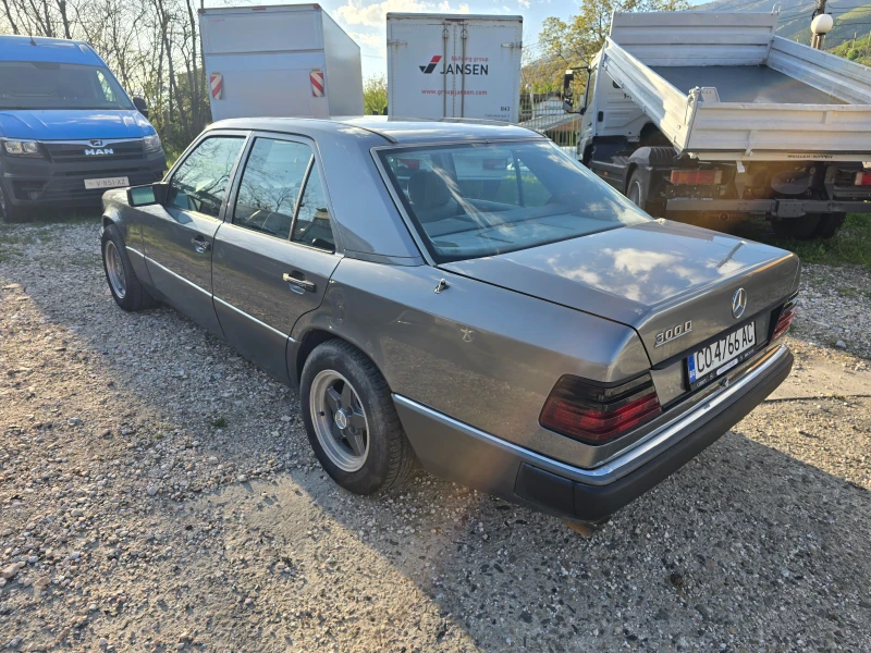 Mercedes-Benz 124 300 D Климатик, снимка 7 - Автомобили и джипове - 51701410