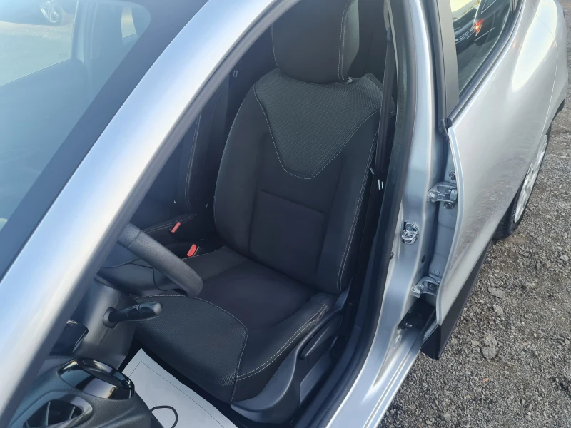 Renault Clio 1.5DCI NAVI, снимка 13 - Автомобили и джипове - 51777189