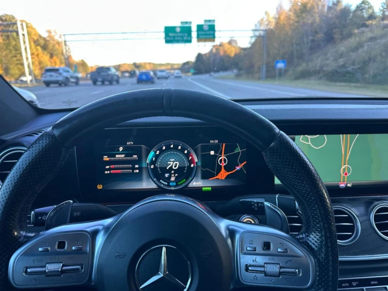 Mercedes-Benz E 53 AMG Обдухване* Burmester* Headup* Carplay* , снимка 14 - Автомобили и джипове - 52334855