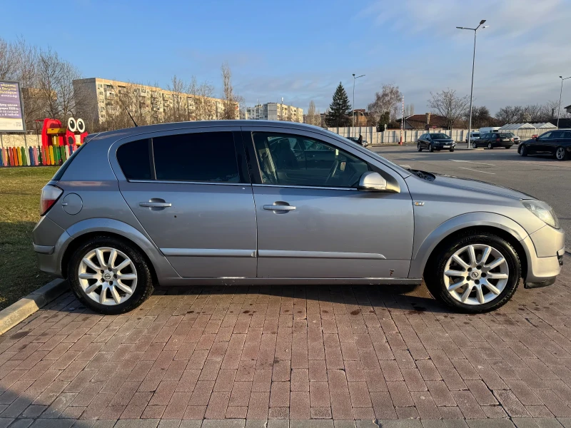 Opel Astra 1.6 105 HP ГАЗ!, снимка 3 - Автомобили и джипове - 53142997