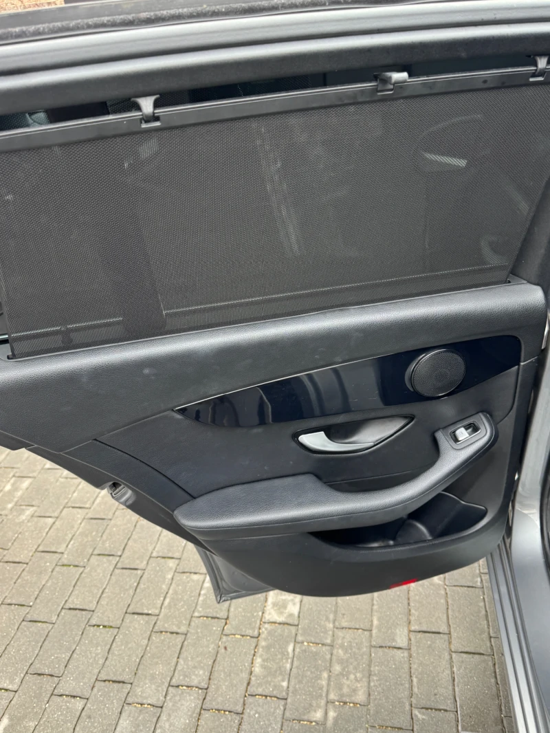 Mercedes-Benz C 220, снимка 15 - Автомобили и джипове - 53439397