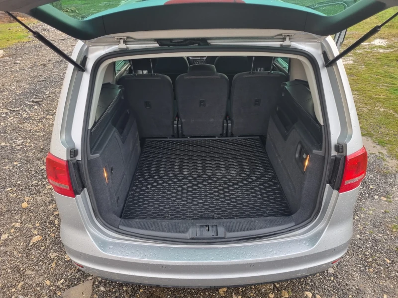 VW Sharan 2.0TDI, снимка 11 - Автомобили и джипове - 53486170