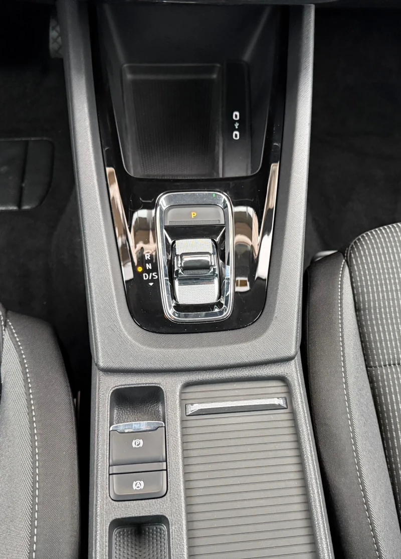 Skoda Octavia 2.0TDI 150kc DSG Digital Cocpit, снимка 10 - Автомобили и джипове - 53503258