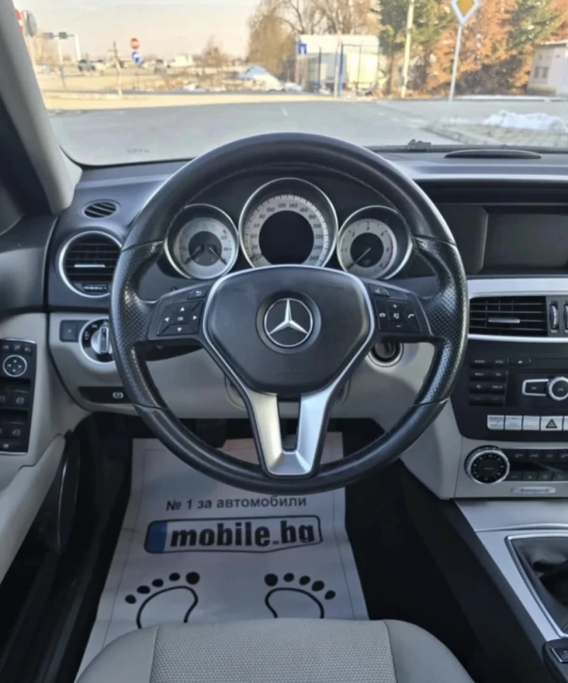 Mercedes-Benz C 220 BlueEfficiency, снимка 4 - Автомобили и джипове - 53511608