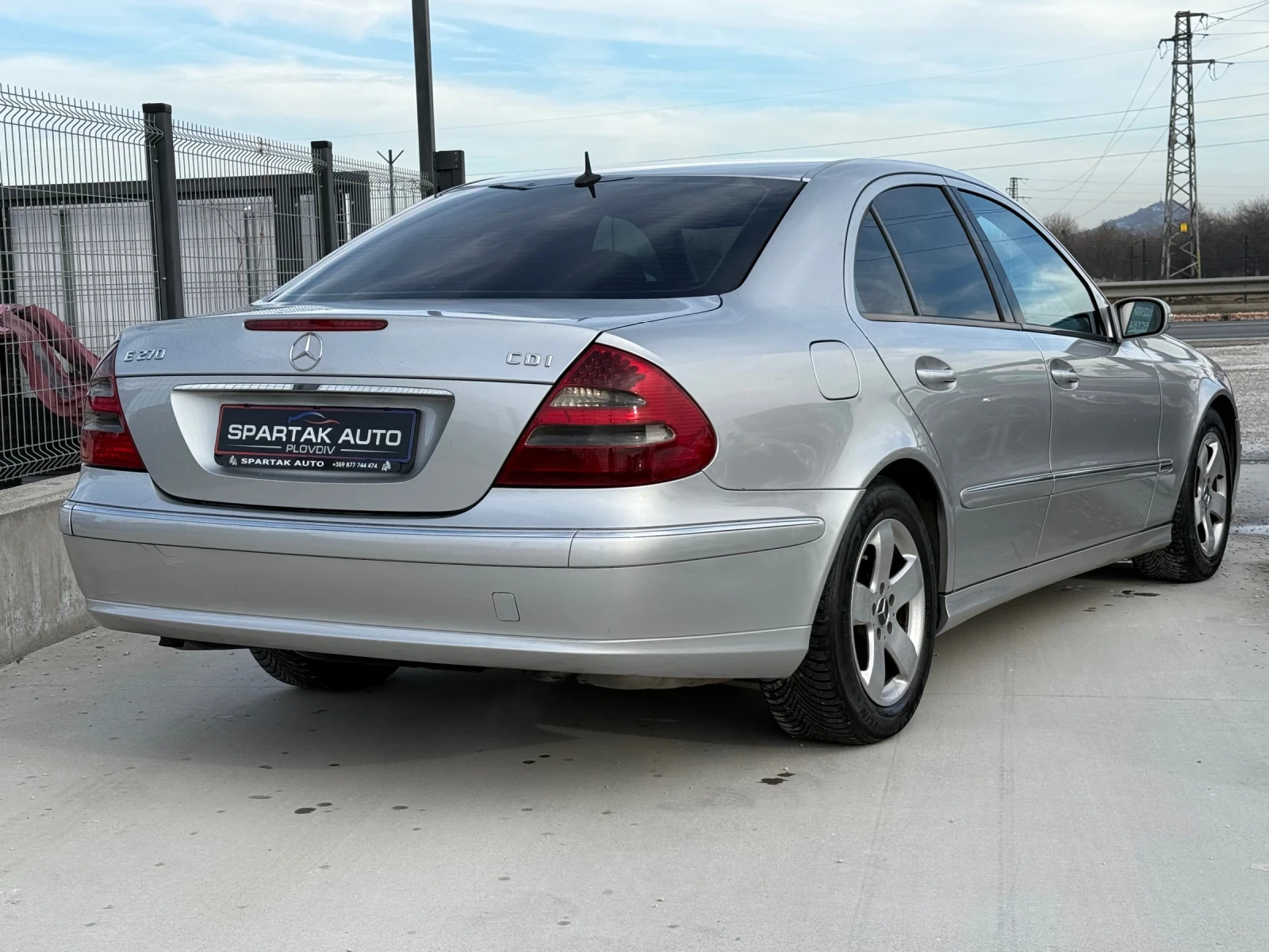 Mercedes-Benz E 270 CDI* 2005г* 217.000КМ* 177к.с* ОБСУЖЕНА*  - изображение 4