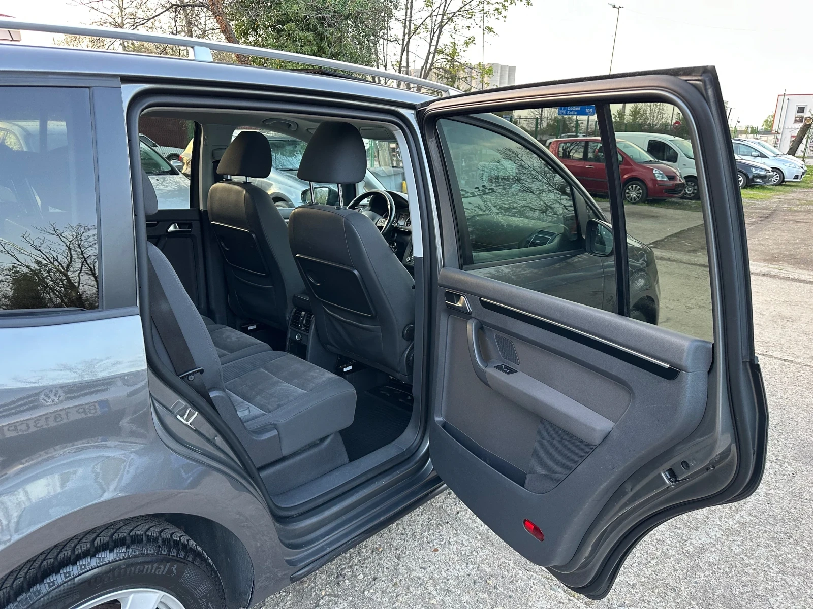 VW Touran Highline* Xenon* Panorama*   | Mobile.bg   14