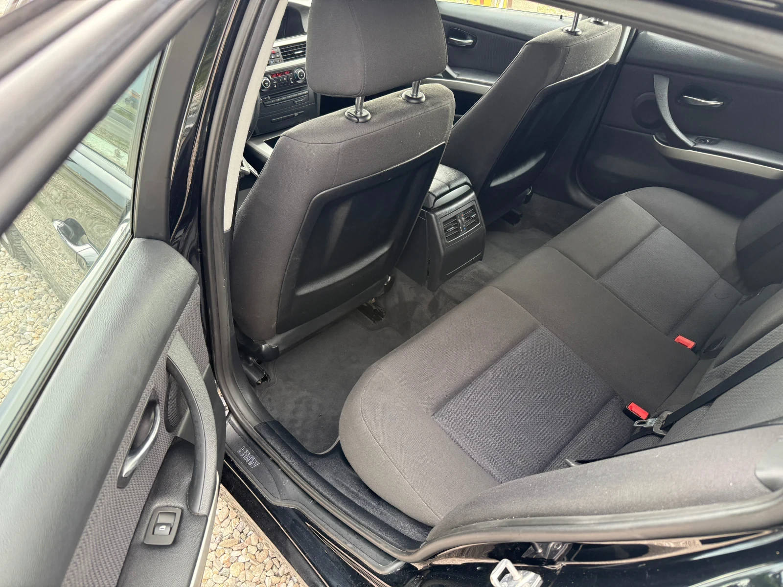 BMW 320 2.0 D  - изображение 8