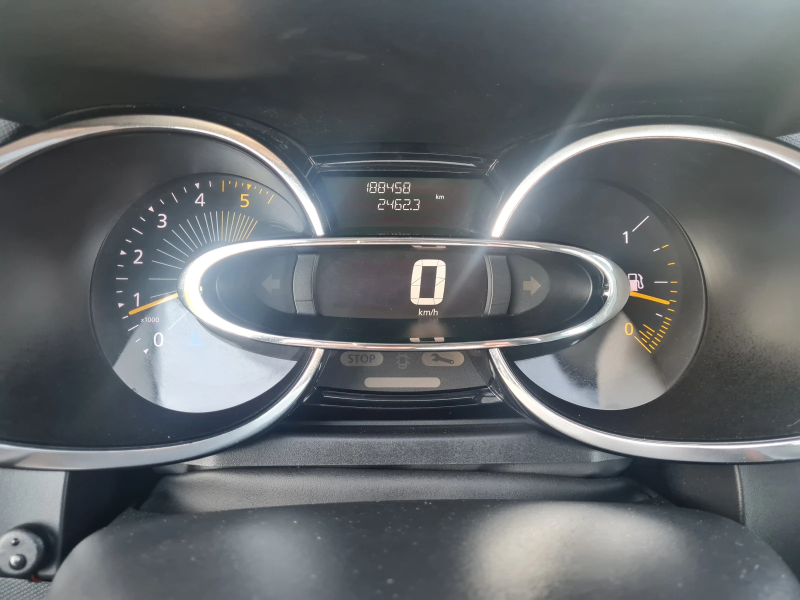 Renault Clio 1.5DCI NAVI - изображение 9