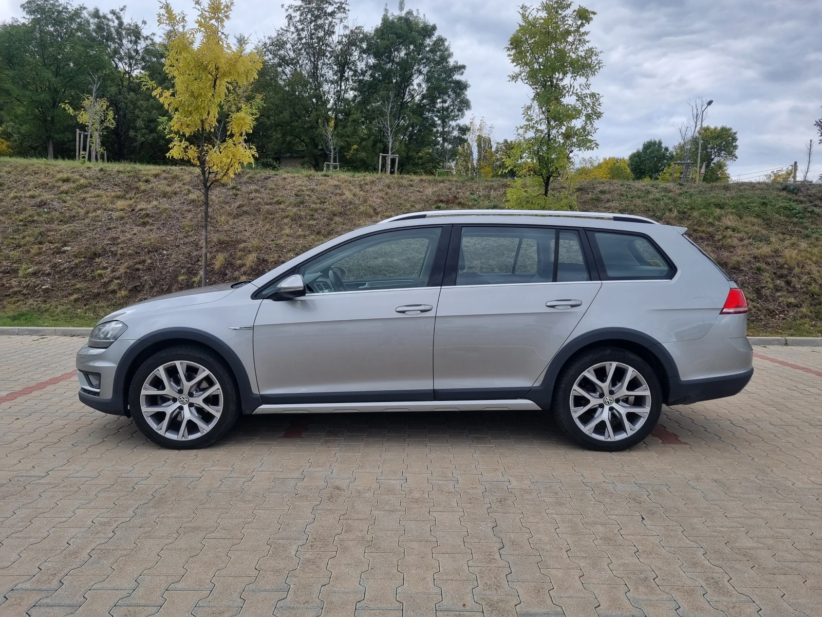 VW Alltrack  - изображение 2