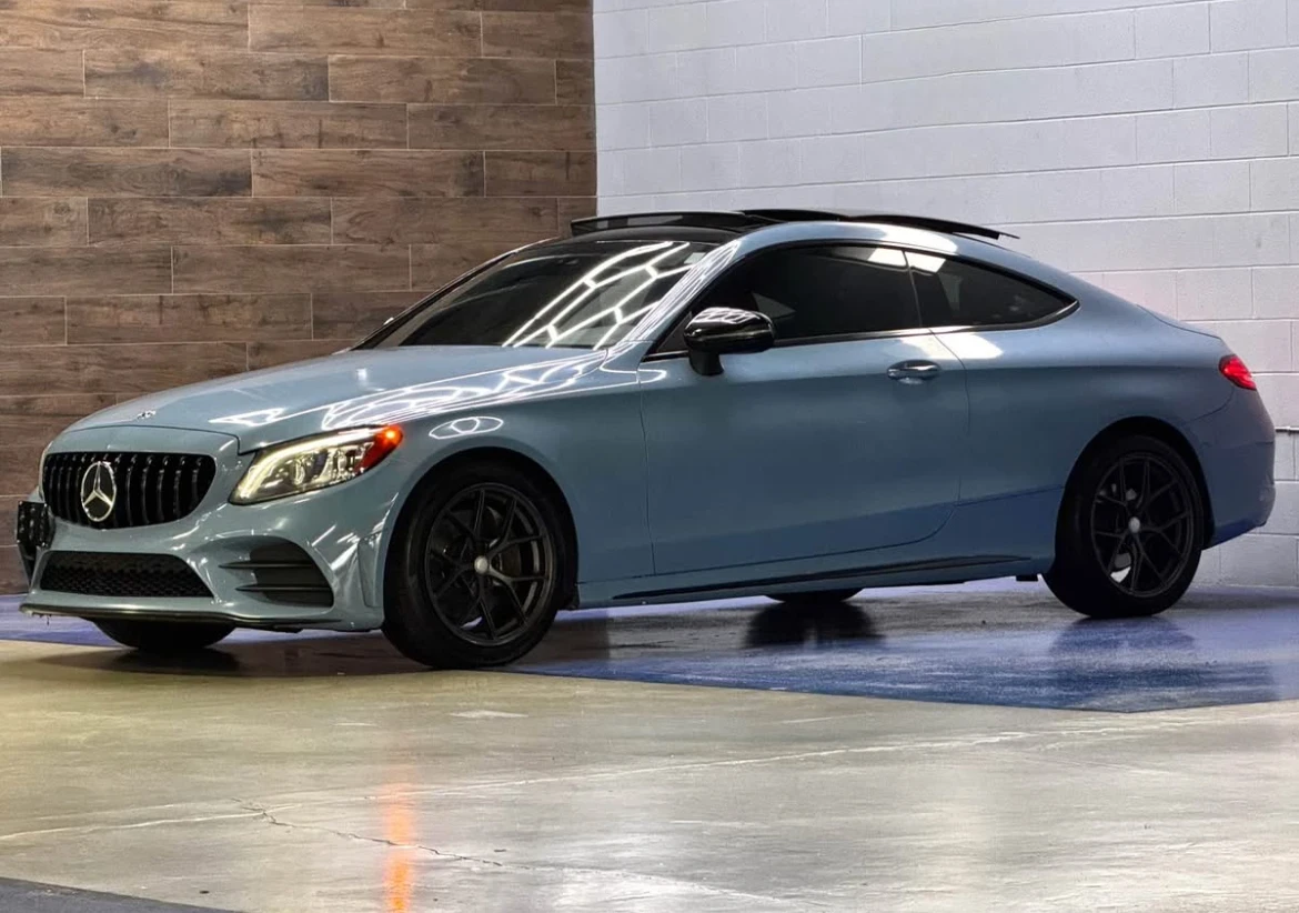 Mercedes-Benz C 300 MIAMI BLUE * * FULL * * CARFAX * * АВТО КРЕДИТ * * - изображение 2
