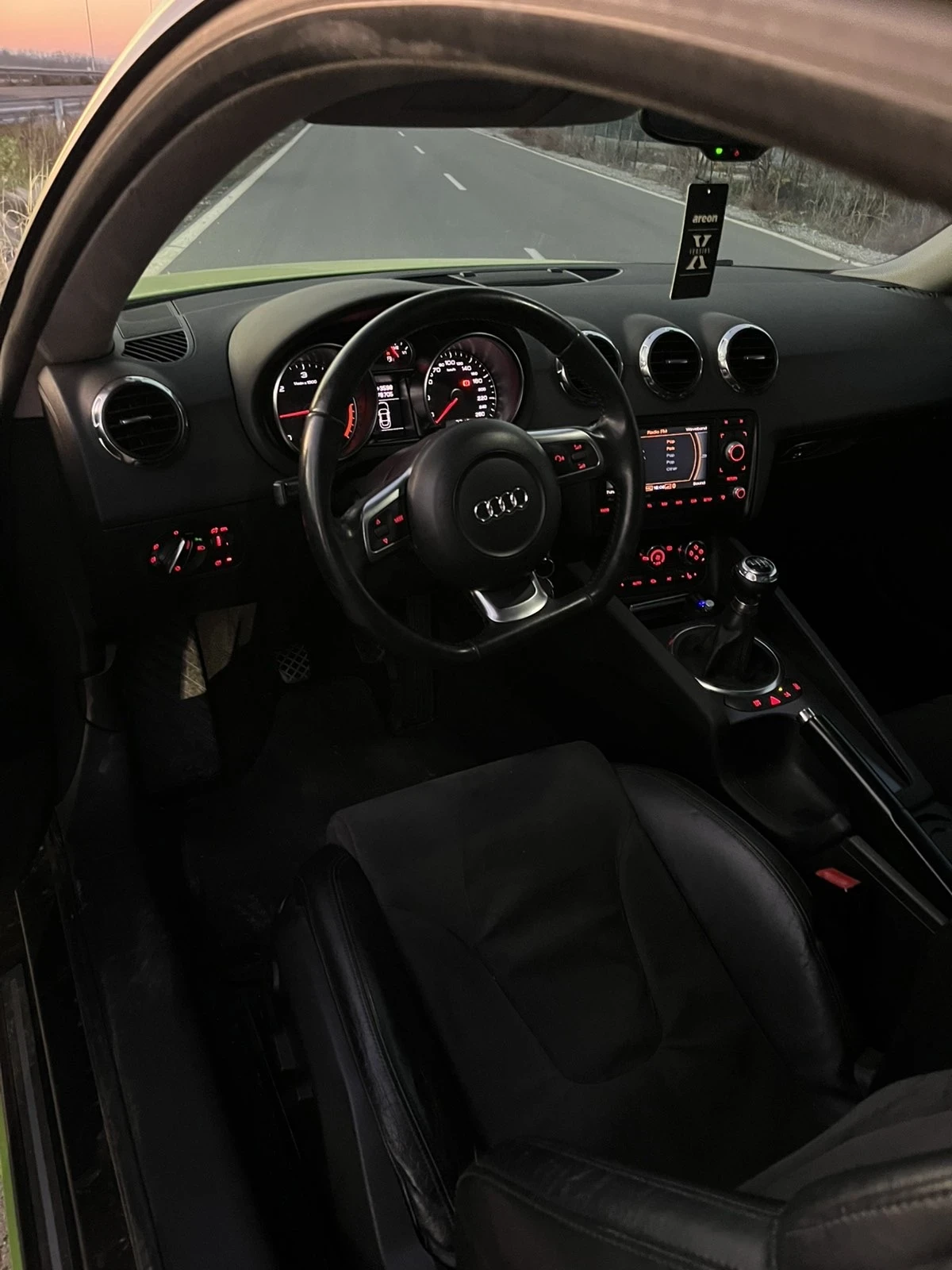 Audi Tt 2.0 TDI 4x4 | Mobile.bg � ����������� 15