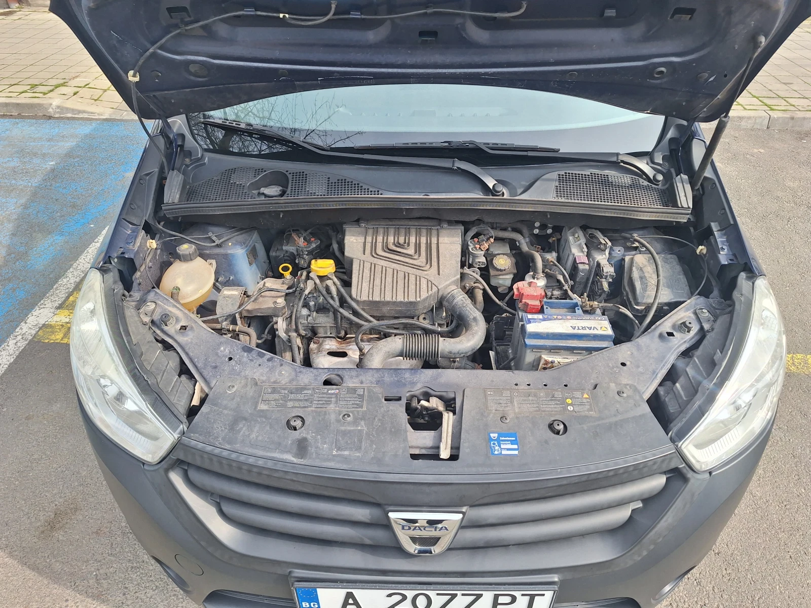 Dacia Dokker 1.6 LPG, снимка 15 - Автомобили и джипове - 53710091